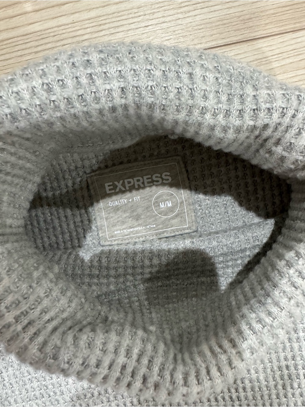Express sweater - Picture 3 of 3
